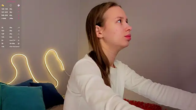 Emma dream  online show from April 2026 01:43:01 AM