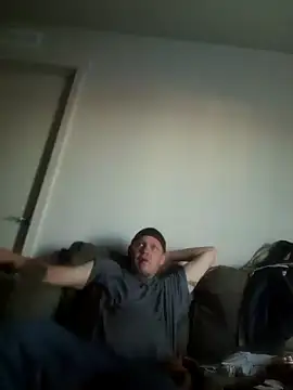 yourMasterisBored online show from May 2026 01:49:02 AM
