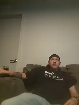 yourMasterisBored online show from April 2026 01:45:02 AM