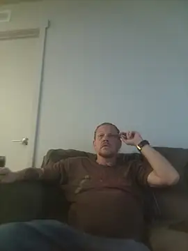 yourMasterisBored online show from April 2026 01:52:02 PM