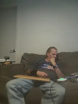 yourMasterisBored online show from March 2026 01:25:01 AM