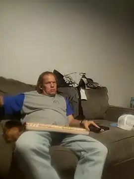 yourMasterisBored online show from May 2026 02:52:02 AM