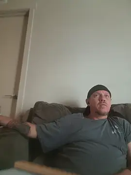 yourMasterisBored online show from April 2026 04:52:01 PM