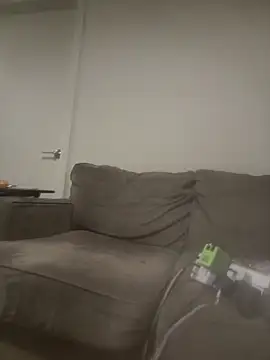 yourMasterisBored online show from April 2026 02:39:01 AM