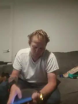 yourMasterisBored online show from April 2026 02:27:02 AM