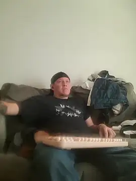 yourMasterisBored online show from May 2026 01:54:01 PM