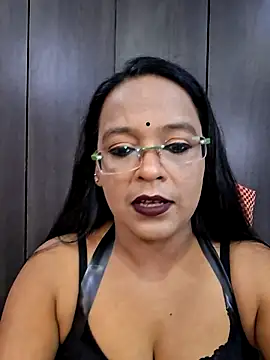 hornyrosy321 online show from May 2026 05:51:02 PM