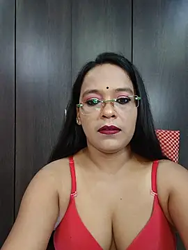 hornyrosy321 online show from May 2026 05:24:02 PM