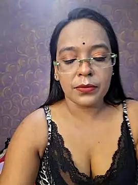 hornyrosy321 online show from May 2026 06:06:01 PM