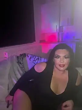 Snapshot of Laurenlaceyx chatting on March 2026 12:32:01 AM Laurenlaceyx online show from March 2026 12:32:01 AM