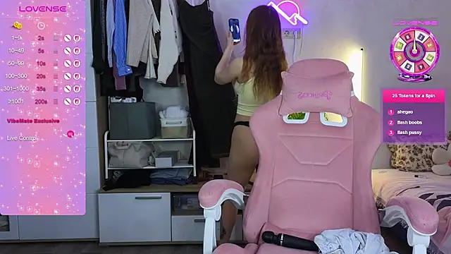 GoldenSunBunny online show from March 2026 02:11:02 AM