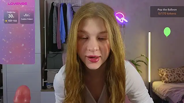 GoldenSunBunny online show from April 2026 04:52:01 AM