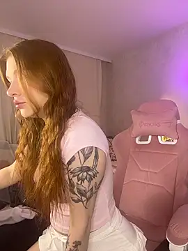 GoldenSunBunny online show from April 2026 02:02:01 AM