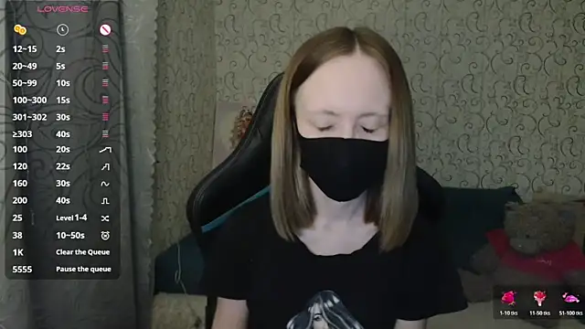 Cleo Sertori  online show from March 2026 04:10:01 PM