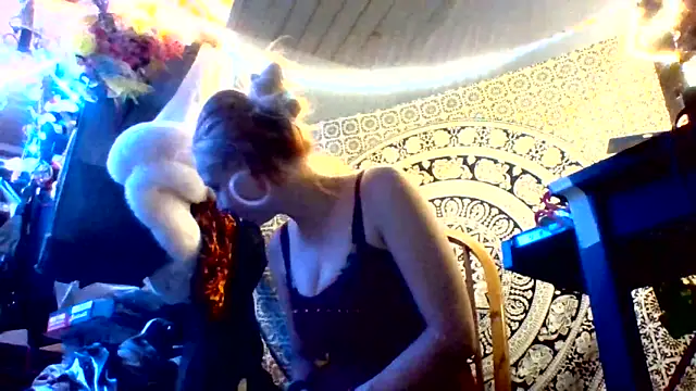 Ambionce online show from May 2026 10:45:02 AM