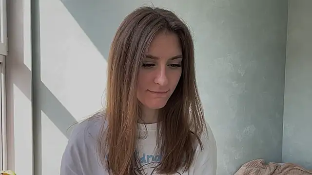 Moonstarisrares online show from April 2026 08:54:02 AM