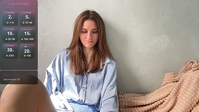 Moonstarisrares online show from May 2026 10:20:01 AM
