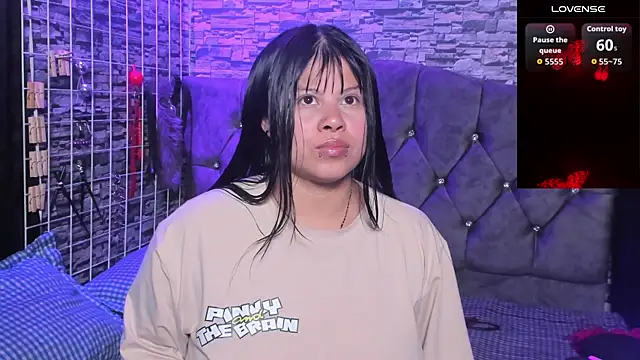 Snapshot of sofia_saory chatting on June 2026 05:10:02 PM sofia saory online show from June 2026 05:10:02 PM