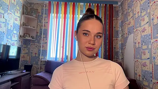 Miss Blessnyth online show from May 2026 06:11:01 AM