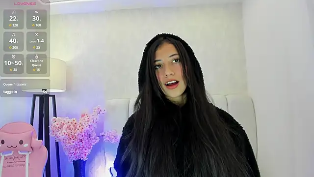 juli carther online show from April 2026 12:22:02 PM