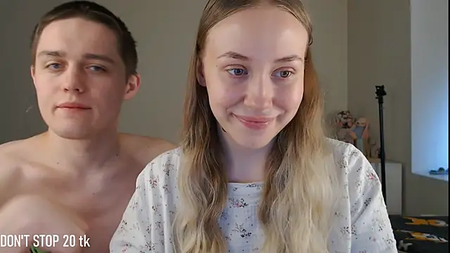 MikeXEmilia online show from May 2026 06:01:02 AM