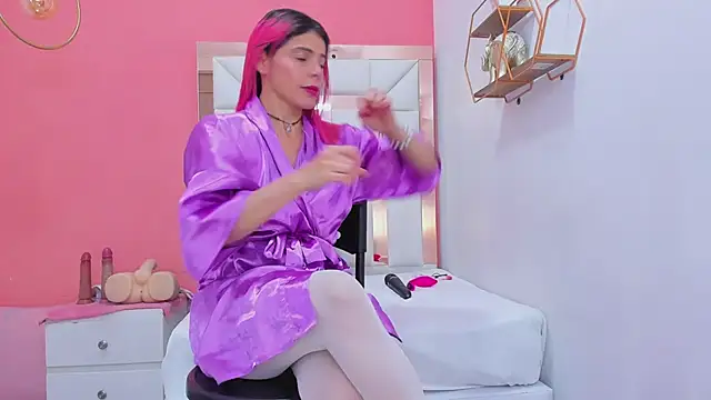 Nicky hot 69 online show from March 2026 03:06:01 AM