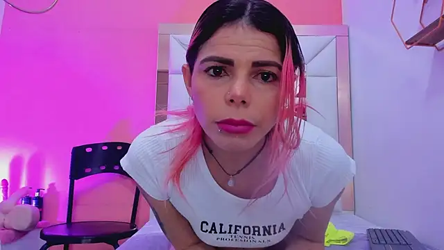 Nicky hot 69 online show from April 2026 07:26:01 PM