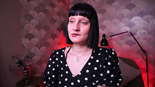 Velvet Lily online show from April 2026 09:05:01 PM