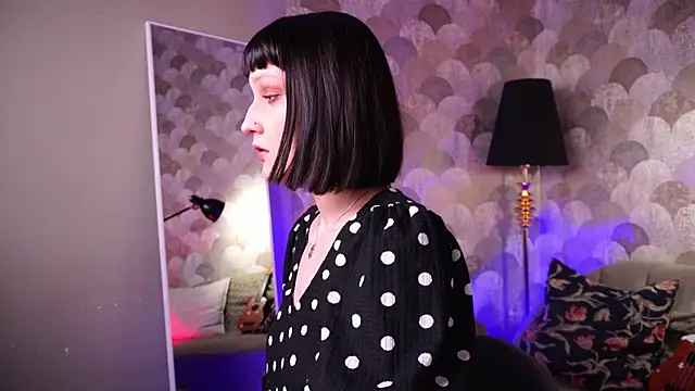 Velvet Lily online show from March 2026 08:32:02 PM