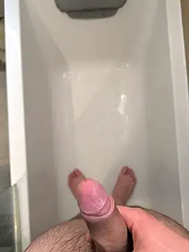 Snapshot of Nairolf45x chatting on March 2026 03:23:01 PM Nairolf45x online show from March 2026 03:23:01 PM