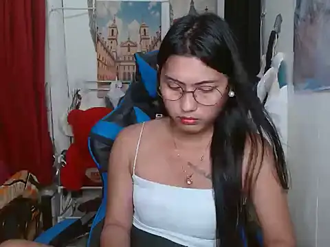 Snapshot of Steffiy chatting on April 2026 05:09:02 PM Steffiy online show from April 2026 05:09:02 PM