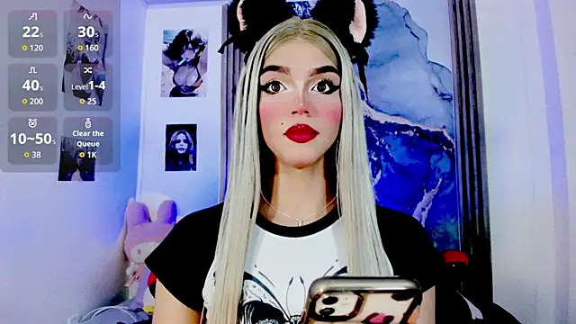 Snapshot of blonde_queen- chatting on May 2026 09:46:01 PM blonde queen- online show from May 2026 09:46:01 PM