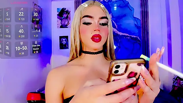 blonde queen- online show from June 2026 12:32:02 AM
