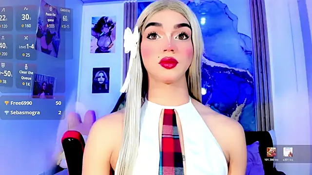 Snapshot of blonde_queen- chatting on May 2026 09:25:02 PM blonde queen- online show from May 2026 09:25:02 PM