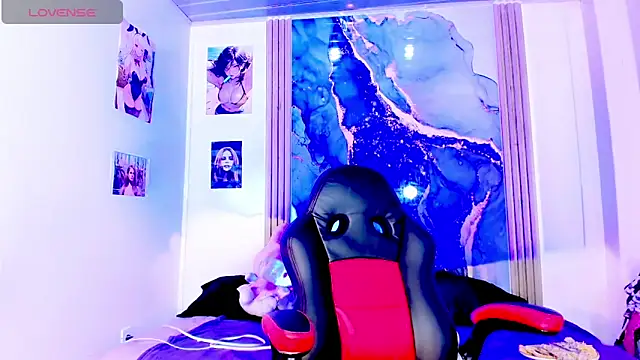 blonde queen- online show from June 2026 07:59:01 PM