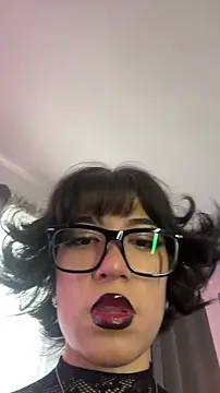 Liana Fem  online show from May 2026 02:14:01 PM