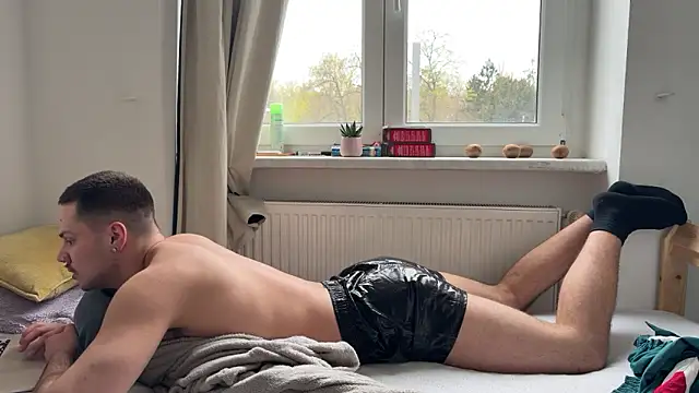 rommmika online show from April 2026 03:08:01 PM