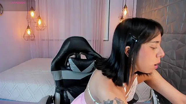 Magic oliviah online show from April 2026 03:30:01 AM