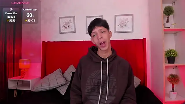 Ethan qop online show from April 2026 11:39:02 AM