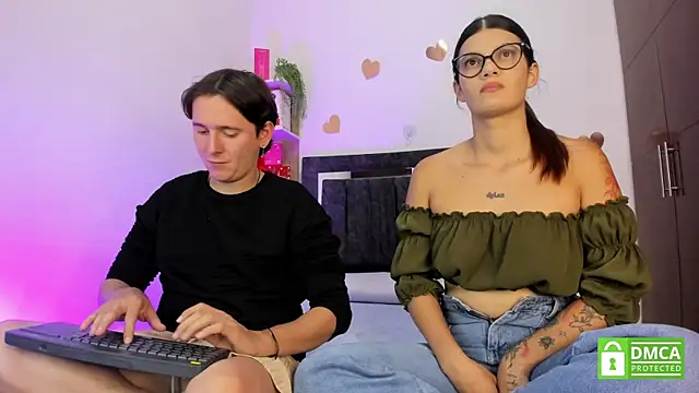 Snapshot of Mariana_and_Ronny chatting on July 2026 08:55:02 PM Mariana and Ronny online show from July 2026 08:55:02 PM