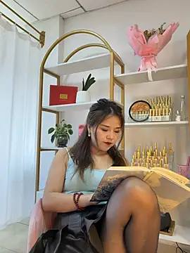 Xiaoxiao-y online show from April 2026 07:45:01 AM