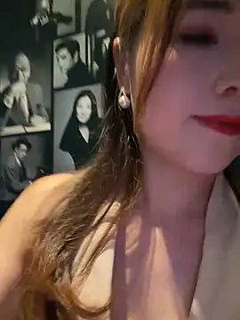 Snapshot of Xiaoxiao-y chatting on June 2026 05:19:01 AM Xiaoxiao-y online show from June 2026 05:19:01 AM