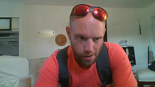 CaptCraker online show from March 2026 10:40:01 PM