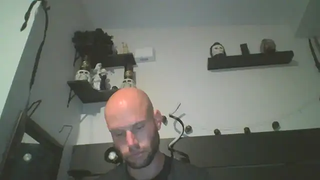 CaptCraker online show from April 2026 01:51:02 AM