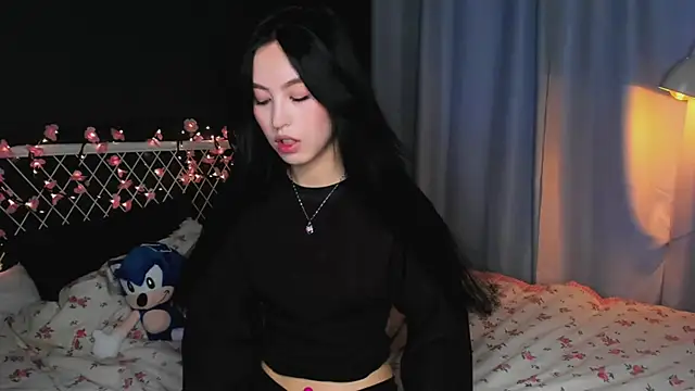 lizaa breeze online show from May 2026 04:40:02 PM