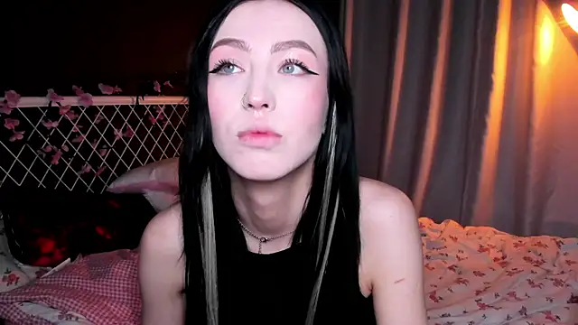 Snapshot of lizaa_breeze chatting on July 2026 06:41:02 PM lizaa breeze online show from July 2026 06:41:02 PM