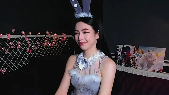 lizaa breeze online show from April 2026 05:31:01 PM