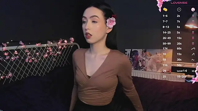 lizaa breeze online show from April 2026 05:30:01 PM