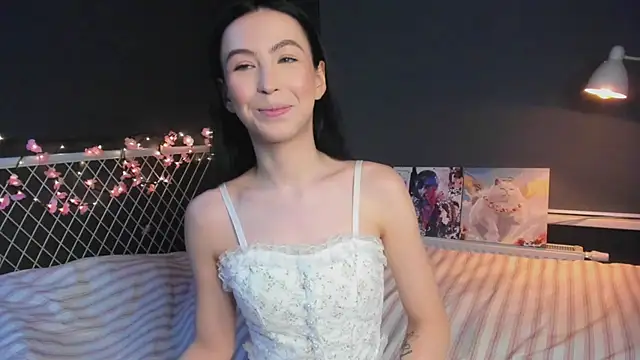 lizaa breeze online show from April 2026 05:30:01 PM