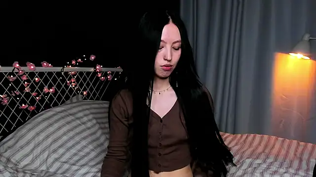 Snapshot of lizaa_breeze chatting on June 2026 06:29:01 PM lizaa breeze online show from June 2026 06:29:01 PM